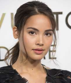 Urassaya Sperbund